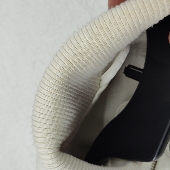 Tribal vest - Picture 5 of 11